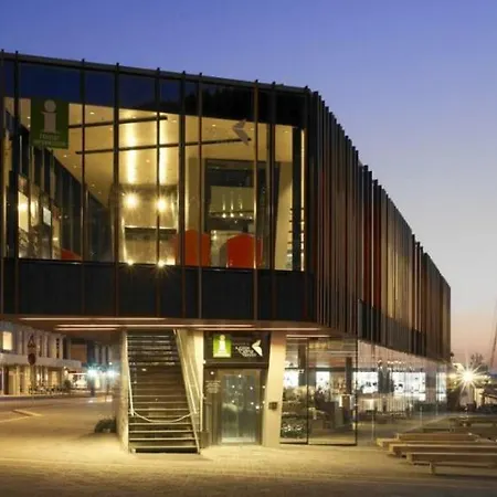 Location In The Heart Of Historic * Bergen