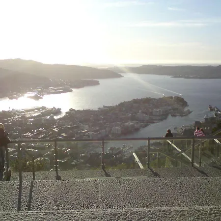 Location In The Heart Of Historic * Bergen